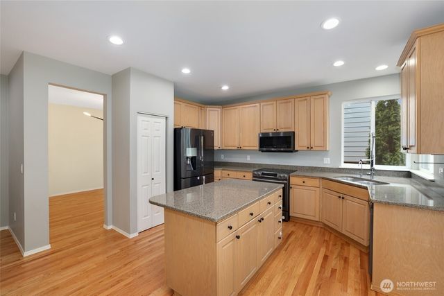 5810 Olive Avenue SE, Auburn, WA 98092