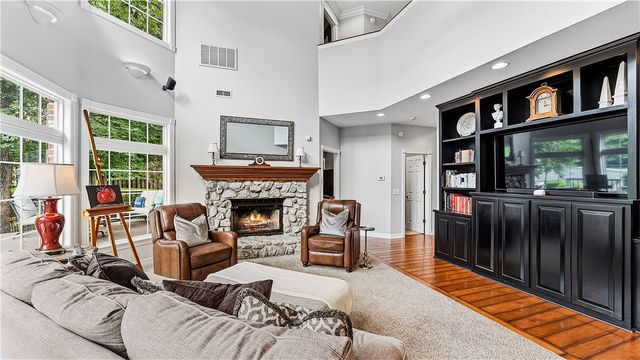 2933 Jamestown Road, Fayetteville, AR 72703