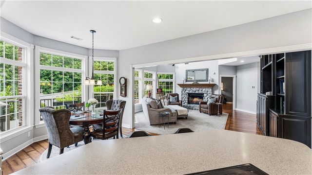 2933 Jamestown Road, Fayetteville, AR 72703