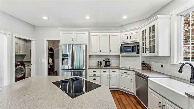 2933 Jamestown Road, Fayetteville, AR 72703