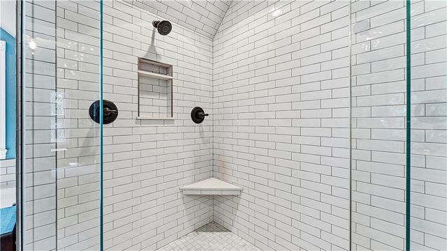 2933 Jamestown Road, Fayetteville, AR 72703