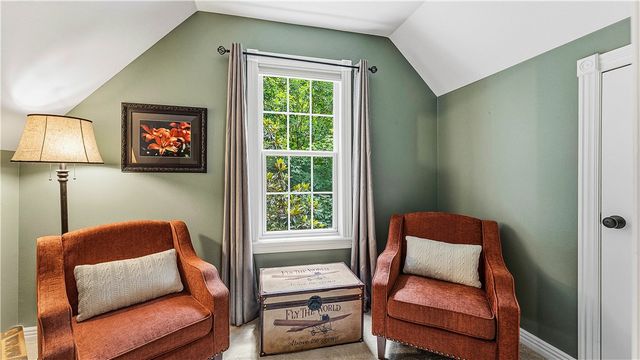 2933 Jamestown Road, Fayetteville, AR 72703