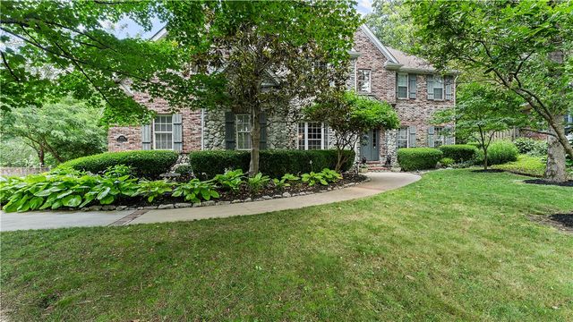 2933 Jamestown Road, Fayetteville, AR 72703