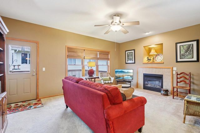 113 Jennifer Circle, Mount Horeb, WI 53572