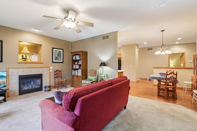 113 Jennifer Circle, Mount Horeb, WI 53572