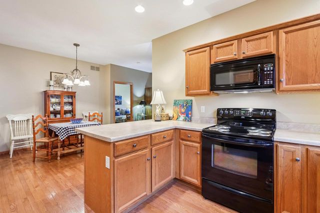 113 Jennifer Circle, Mount Horeb, WI 53572