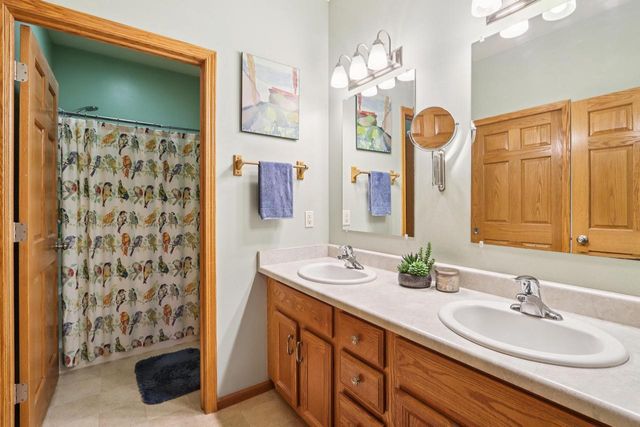 113 Jennifer Circle, Mount Horeb, WI 53572