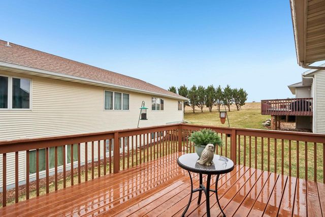 113 Jennifer Circle, Mount Horeb, WI 53572