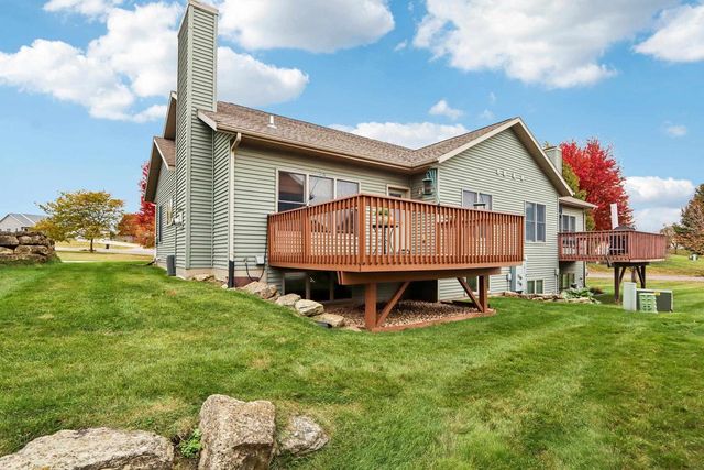 113 Jennifer Circle, Mount Horeb, WI 53572