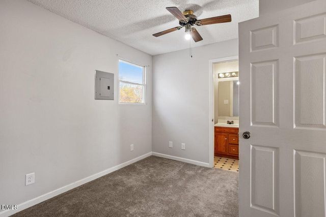 2 Howard Tant Road, Zebulon, NC 27597