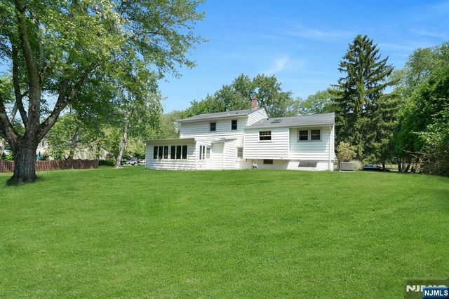 615 Maze Road, River Vale, NJ 07675