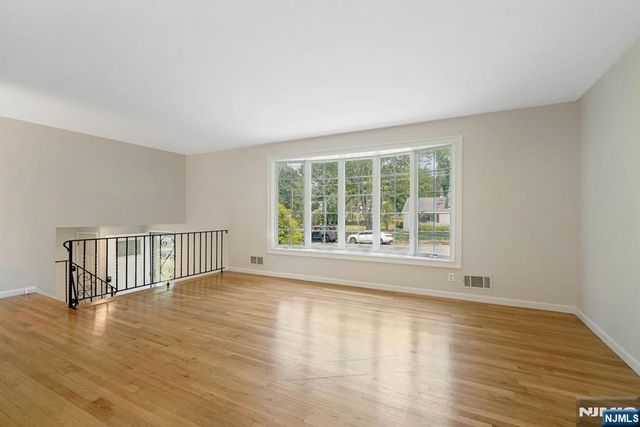 615 Maze Road, River Vale, NJ 07675