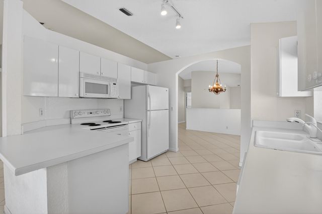 7978 Laina Lane 3, Boynton Beach, FL 33437