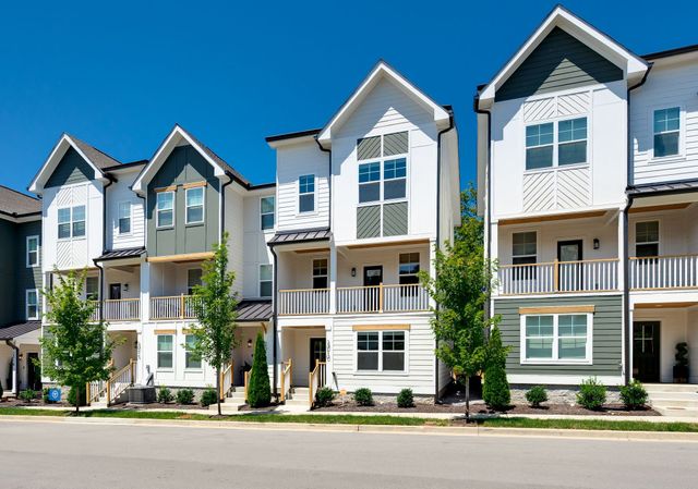 2010 Maple View Ln, Nashville, TN 37207