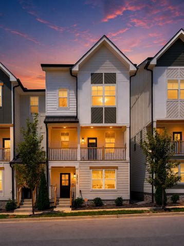 2010 Maple View Ln, Nashville, TN 37207