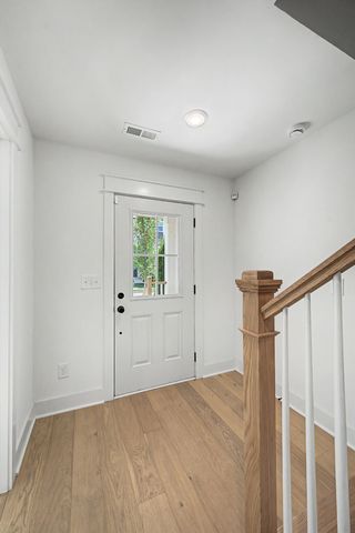 2010 Maple View Ln, Nashville, TN 37207