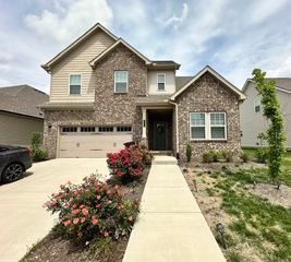 2060 Creekland View Blvd, Nashville, TN 37207