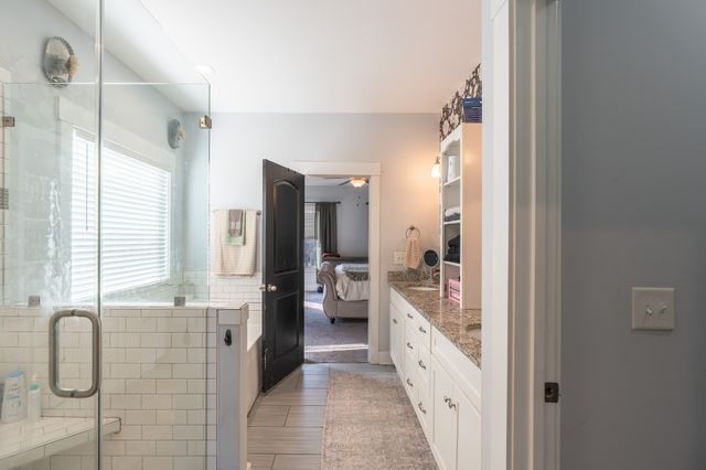 1707 Aster Dr, Columbia, TN 38401