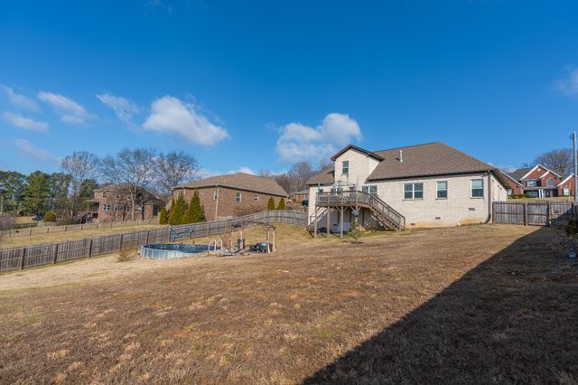 1707 Aster Dr, Columbia, TN 38401