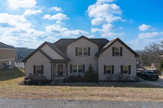 1707 Aster Dr, Columbia, TN 38401