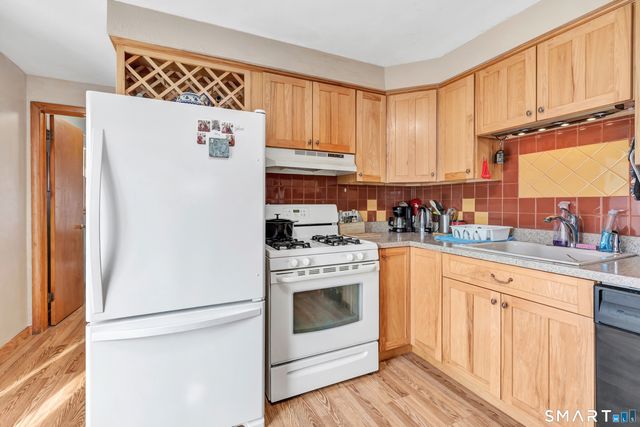 20 Fitzpatrick Road, Ansonia, CT 06401