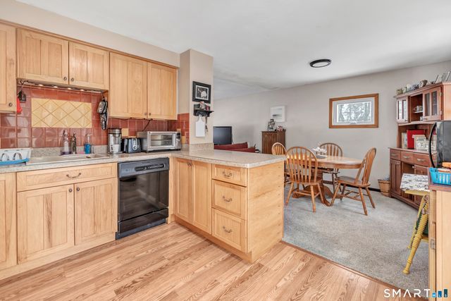 20 Fitzpatrick Road, Ansonia, CT 06401