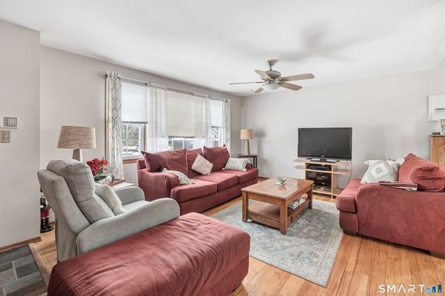 20 Fitzpatrick Road, Ansonia, CT 06401