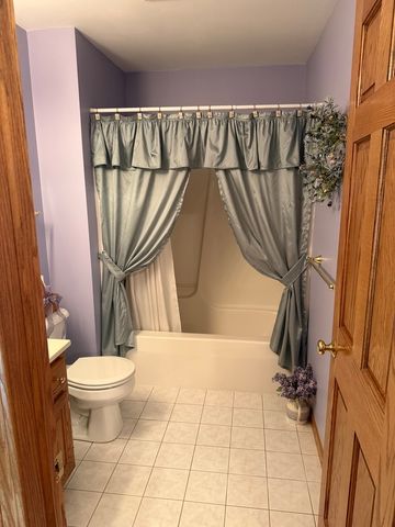1609 Lorraine Drive, Sandwich, IL 60548