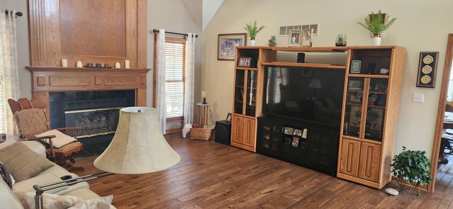 1609 Lorraine Drive, Sandwich, IL 60548