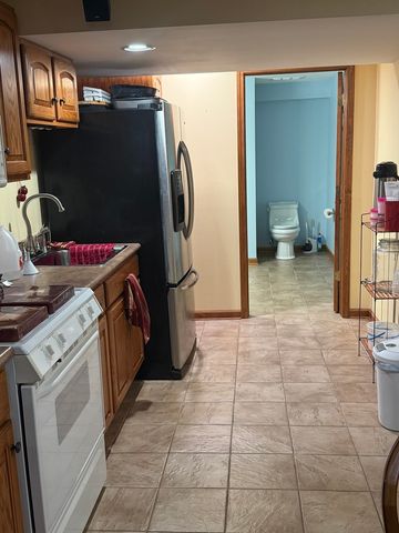 1609 Lorraine Drive, Sandwich, IL 60548