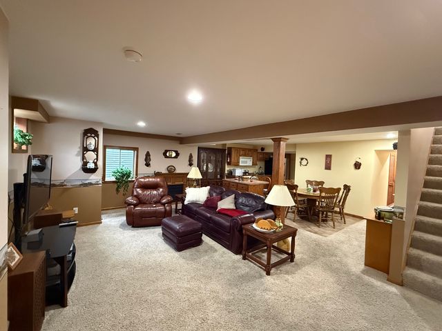 1609 Lorraine Drive, Sandwich, IL 60548
