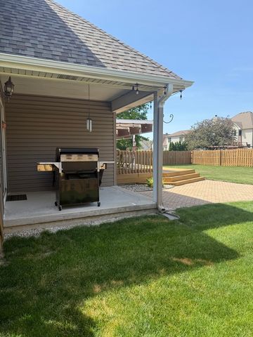 1609 Lorraine Drive, Sandwich, IL 60548