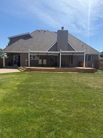 1609 Lorraine Drive, Sandwich, IL 60548