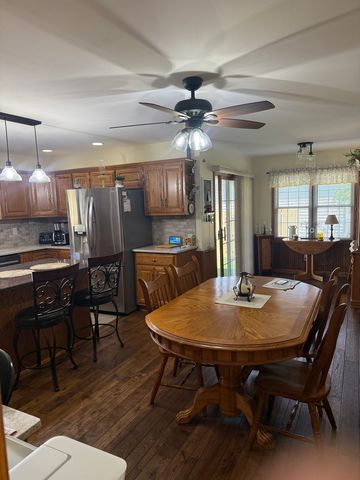 1609 Lorraine Drive, Sandwich, IL 60548