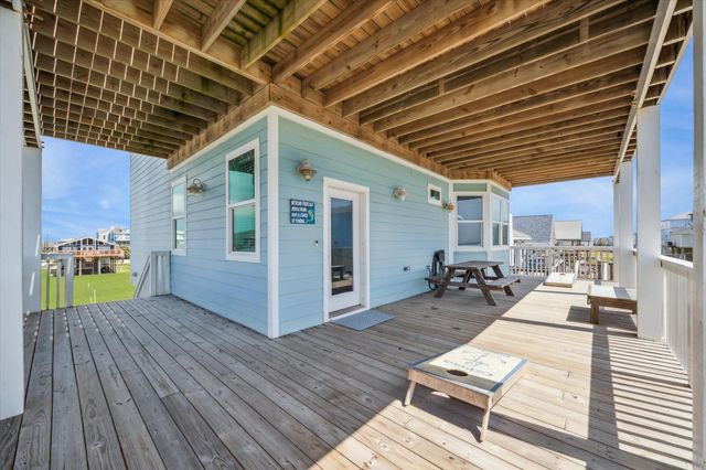 12914 Jolly Roger Drive, Freeport, TX 77541