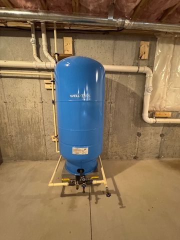 492 Richmond Street B, Taunton, MA 02718