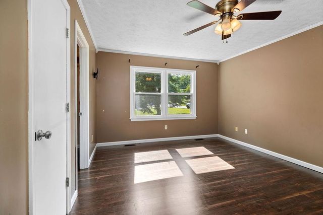 112 LEE ST, Staunton, VA 24401