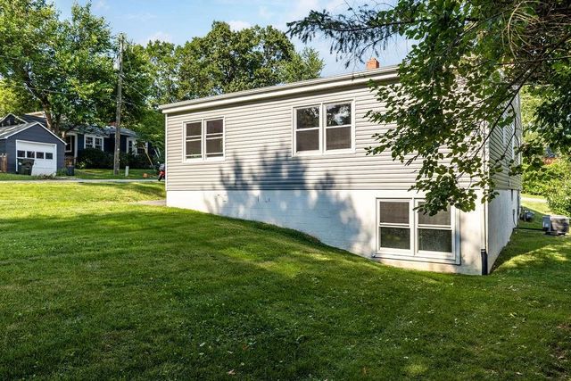 112 LEE ST, Staunton, VA 24401