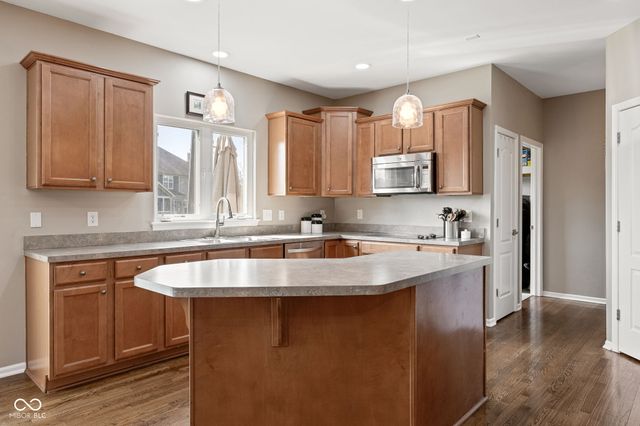 14095 Farmstead Drive, Fishers, IN 46040