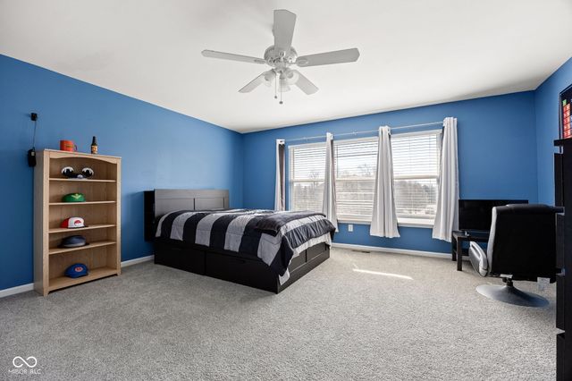 14095 Farmstead Drive, Fishers, IN 46040