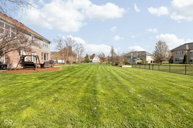 14095 Farmstead Drive, Fishers, IN 46040