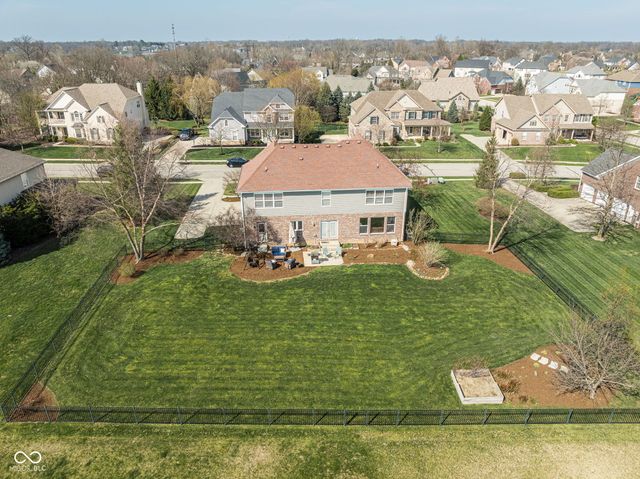 14095 Farmstead Drive, Fishers, IN 46040