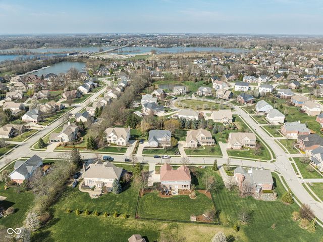 14095 Farmstead Drive, Fishers, IN 46040