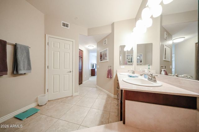 5350 E DEER VALLEY Drive 1413, Phoenix, AZ 85054