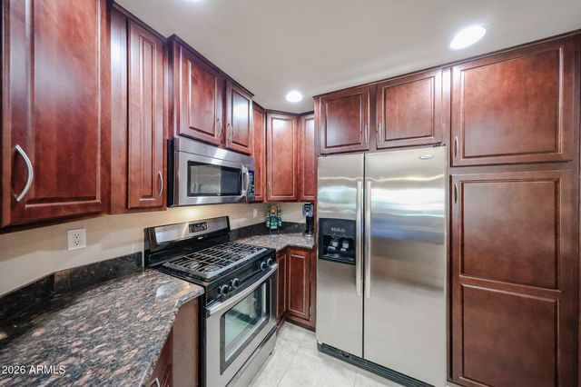 5350 E DEER VALLEY Drive 1413, Phoenix, AZ 85054