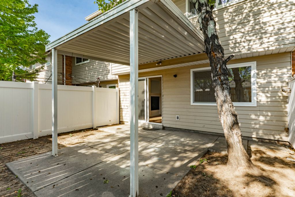 Image 13 of property listing at 728 N 400 E, Orem, UT 84097