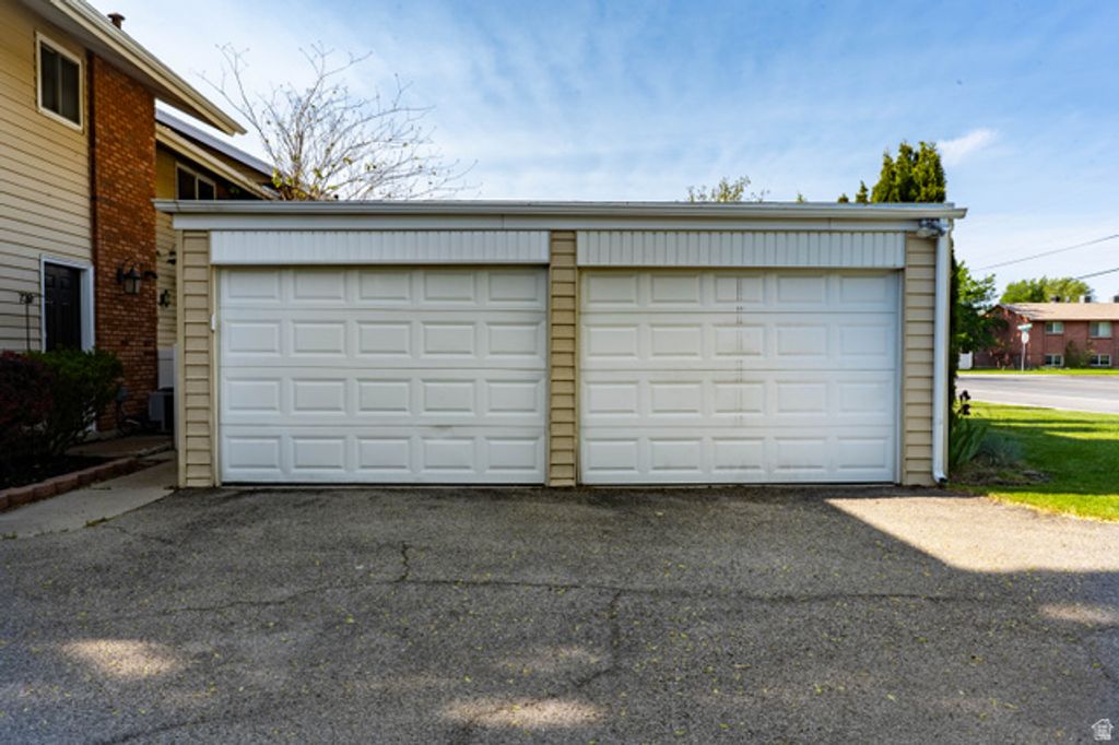 Image 6 of property listing at 728 N 400 E, Orem, UT 84097
