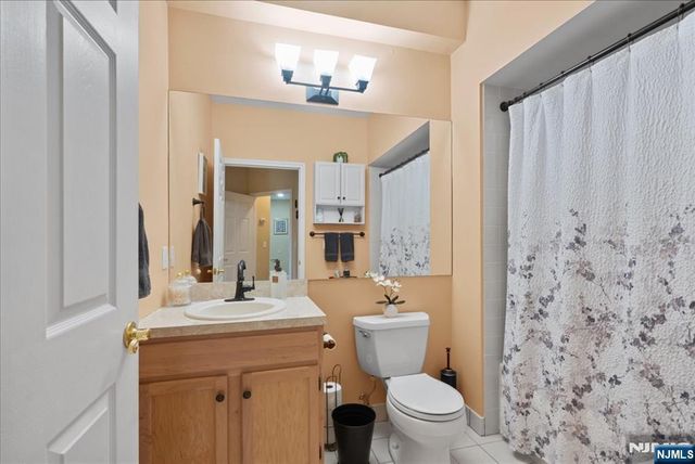 9224 Richmond Road, West Milford, NJ 07480