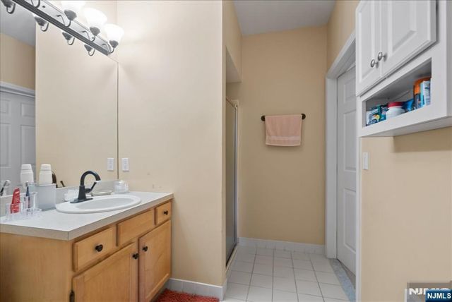 9224 Richmond Road, West Milford, NJ 07480