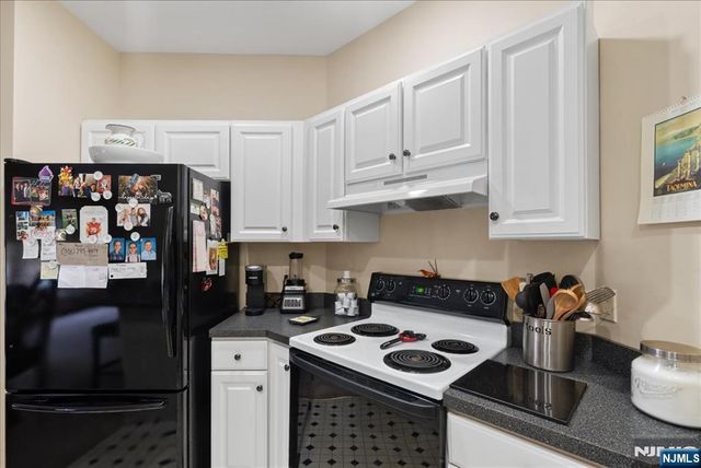9224 Richmond Road, West Milford, NJ 07480